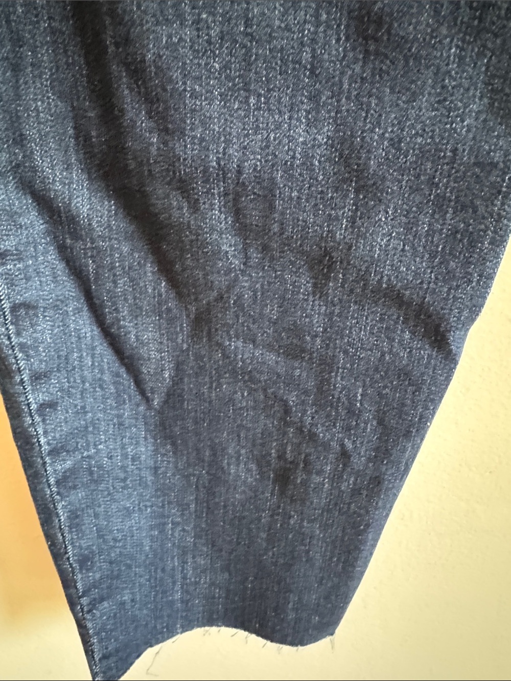 1822 Denim ankle Skinny Jeans in Dark Blue with Distressed Details - Picture 4 of 5